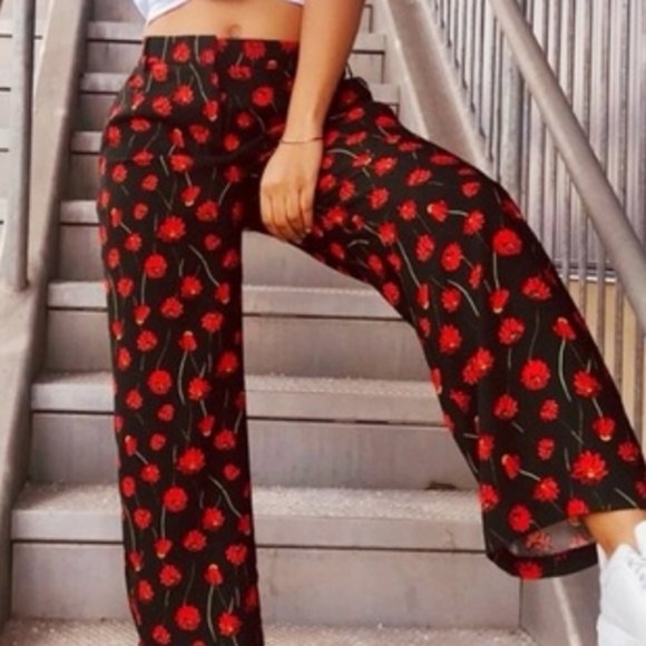 H&M Red Poppies Floral High Waist Straight Leg Trouser Pants - Picture 1 of 7